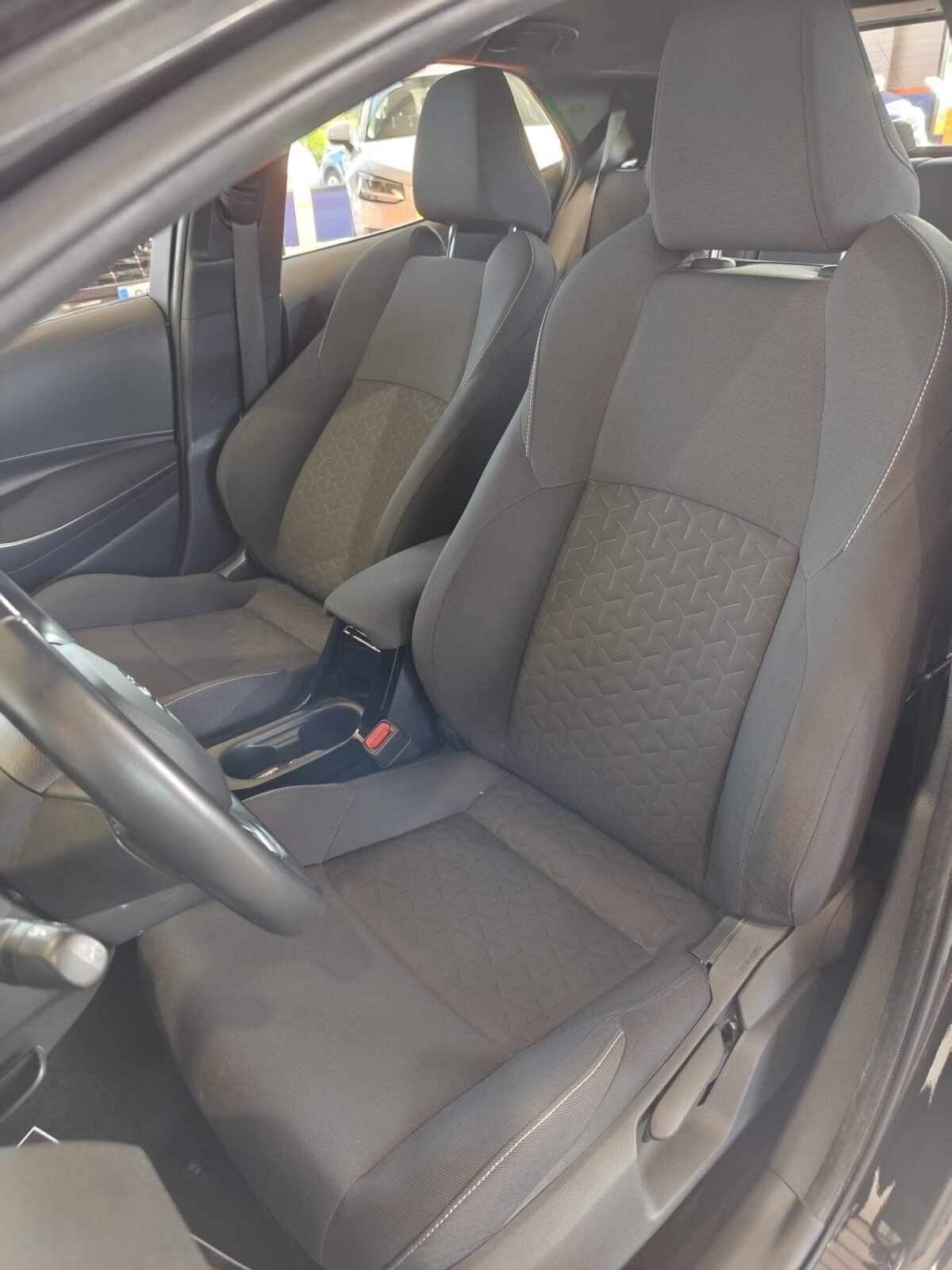 TOYOTA COROLLA 1.8 125H ACTIVE TECH ECVT