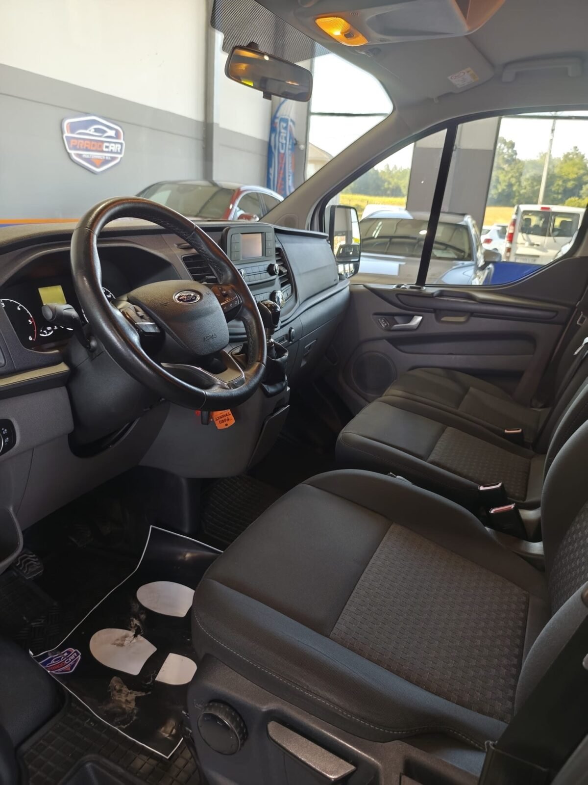 FORD Transit Custom Kombi 2.0 TDCI 320 L1 Nugget Auto