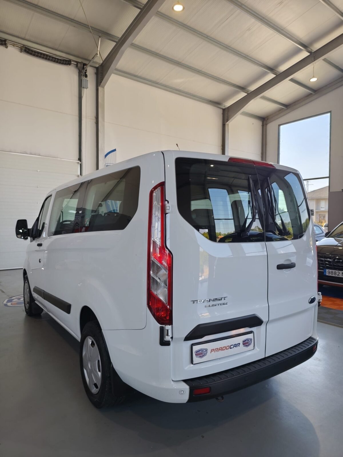 FORD Transit Custom Kombi 2.0 TDCI 320 L1 Nugget Auto