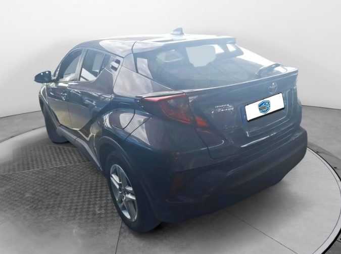 TOYOTA 1.8 125H Advance