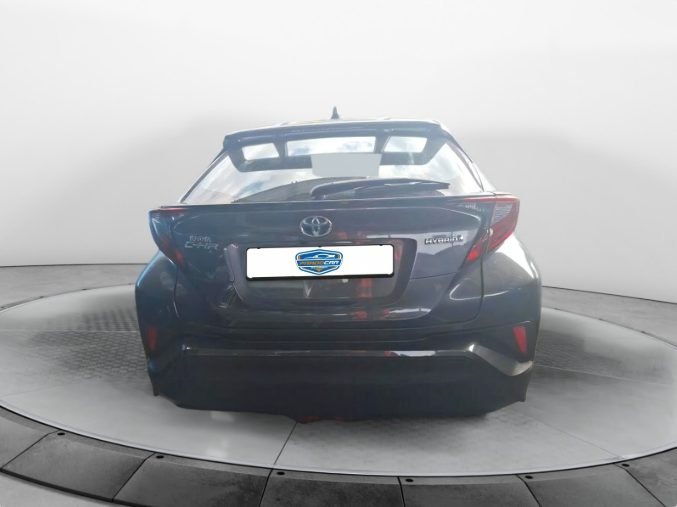 TOYOTA 1.8 125H Advance