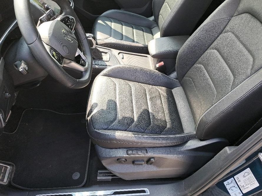 VOLKSWAGEN Tiguan RLine 1.5 TSI DSG