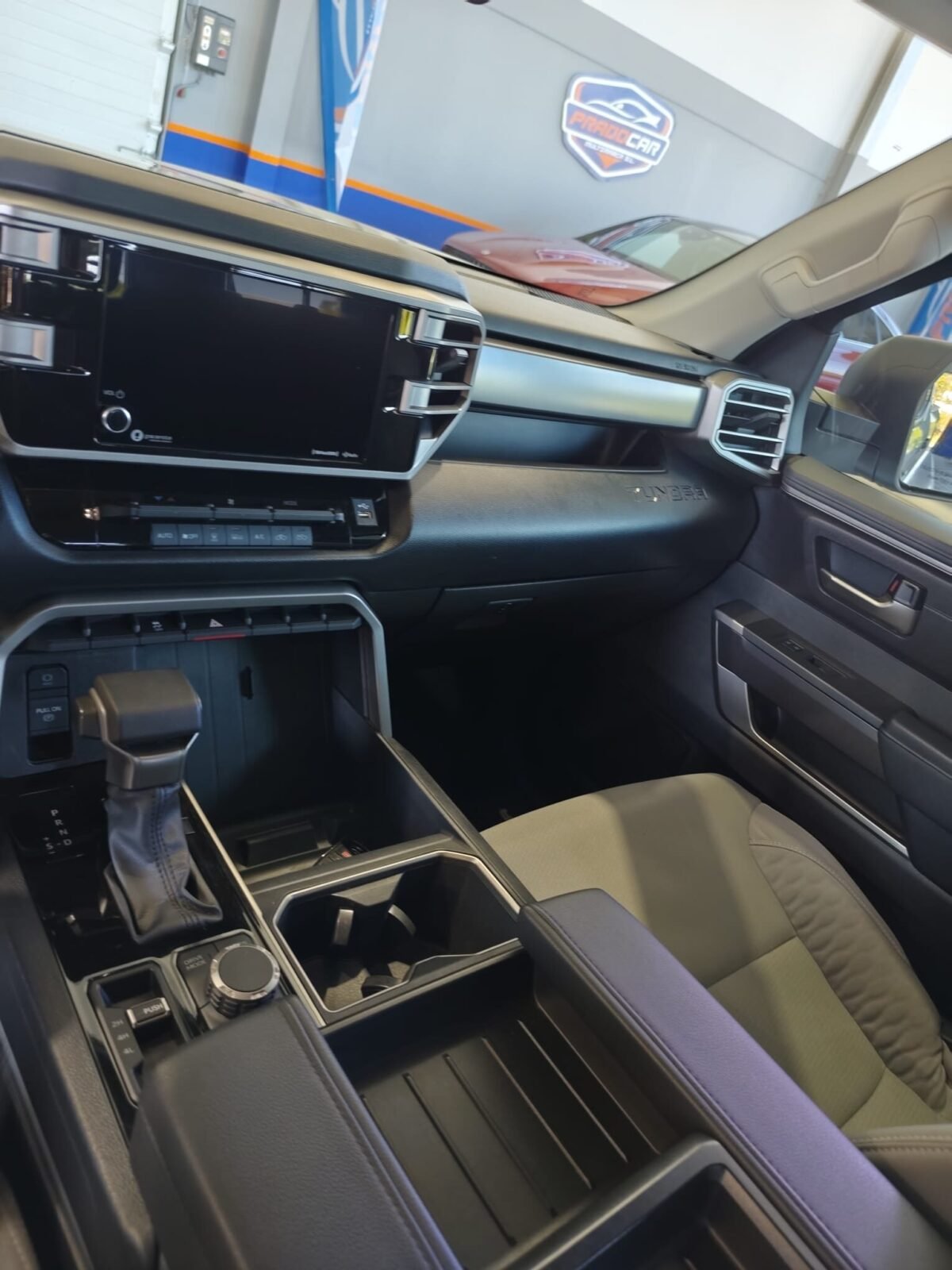 TOYOTA Hilux 2.8 D4D C.Dobl GR Sport AT HVO100
