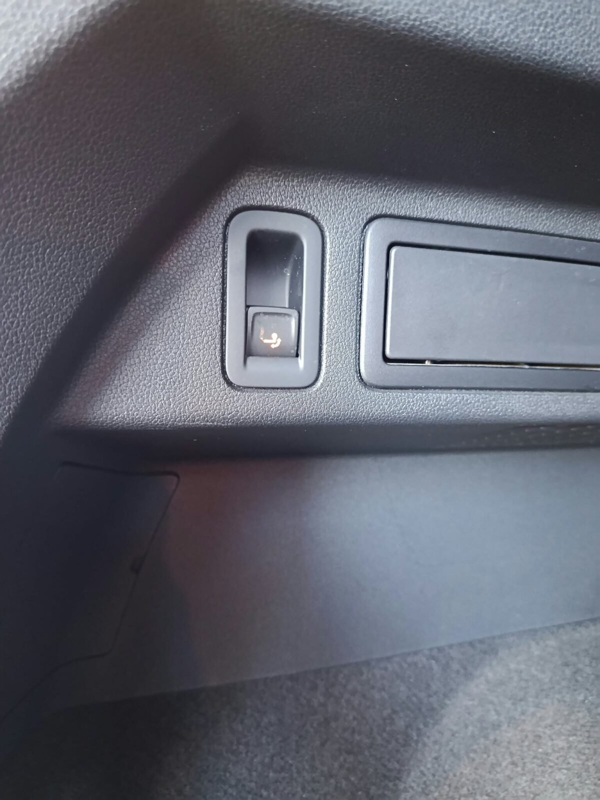 VOLKSWAGEN Tiguan RLine 1.5 TSI DSG