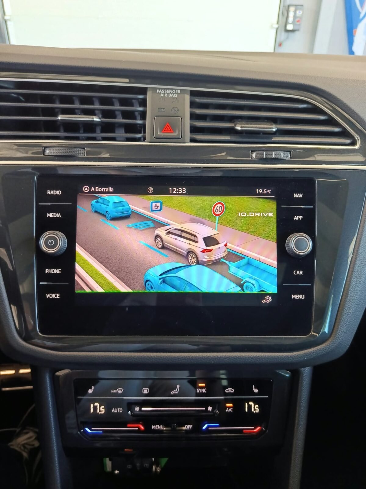 VOLKSWAGEN Tiguan RLine 1.5 TSI DSG