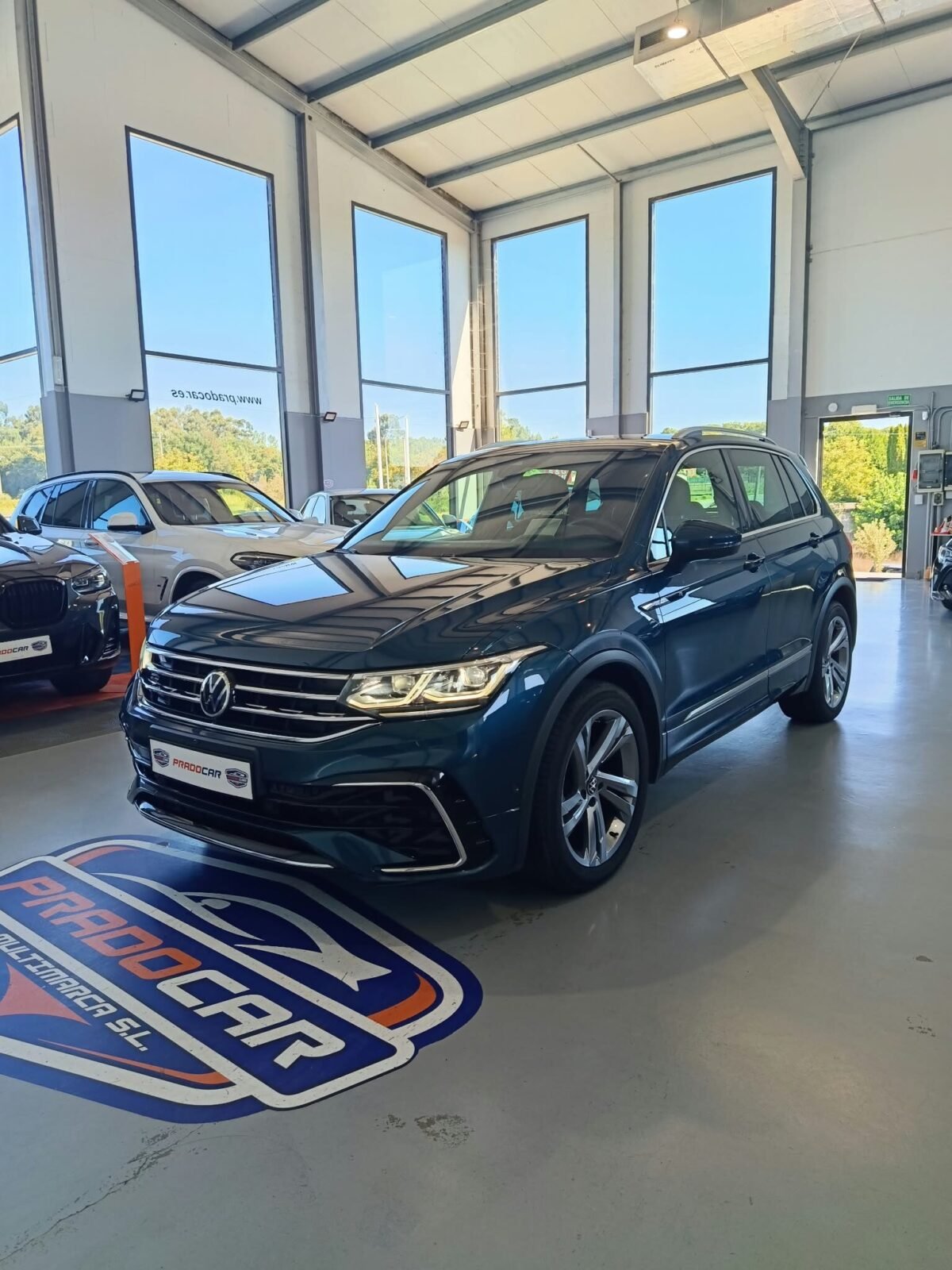 VOLKSWAGEN Tiguan RLine 1.5 TSI DSG