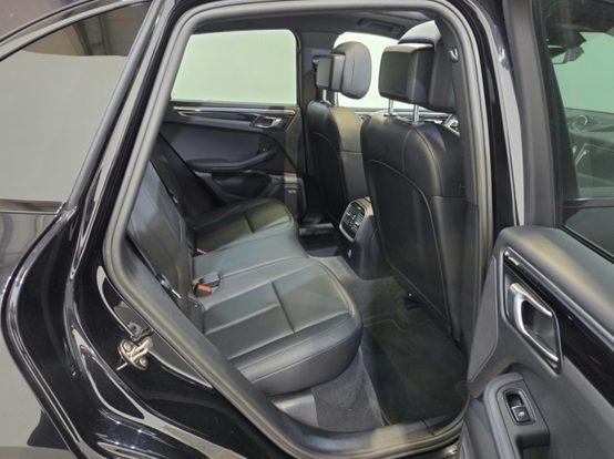 PORSCHE Macan MACAN S