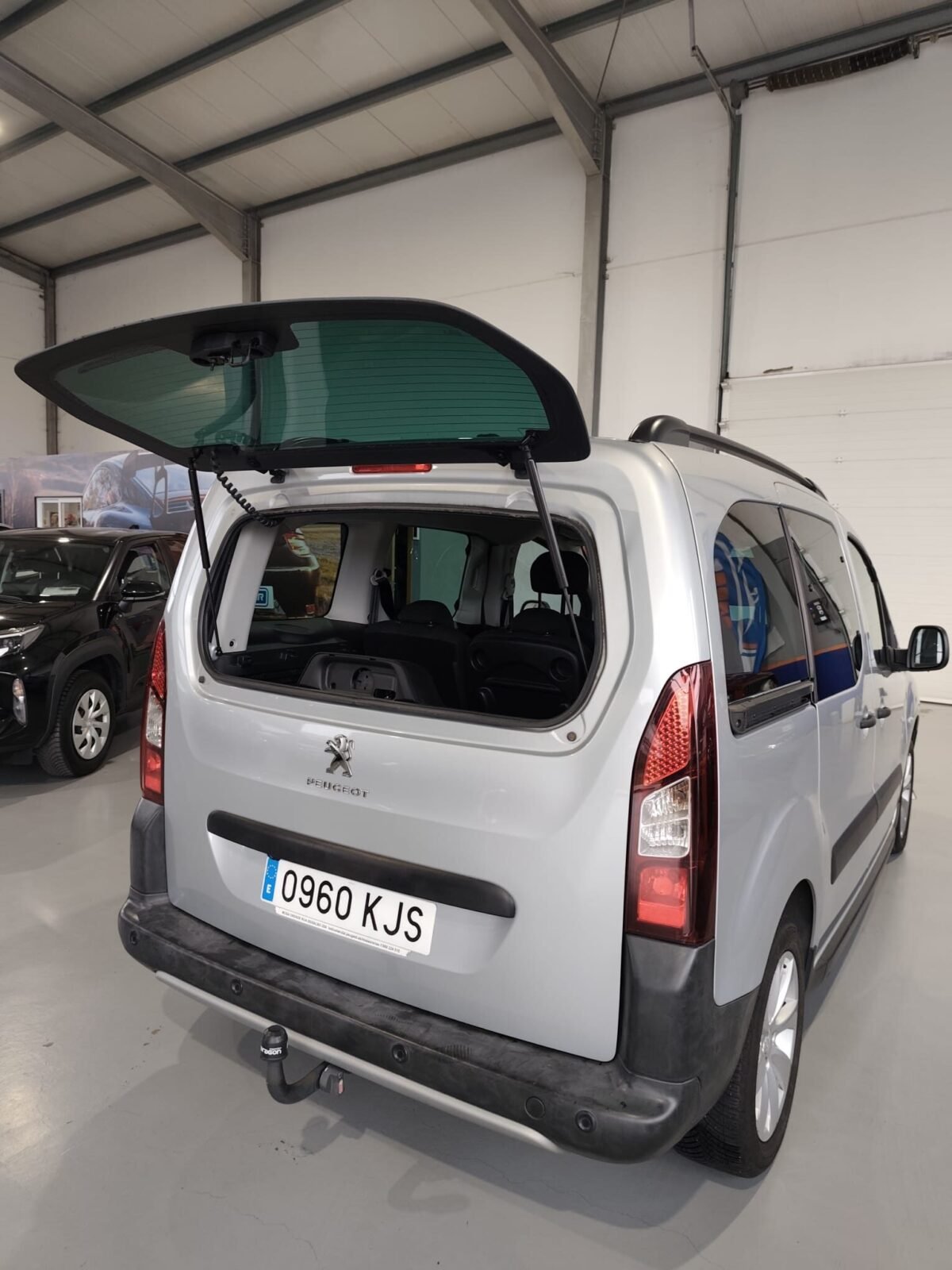 PEUGEOT partner TEPEE Outdoor 1.6 BlueHDi 120