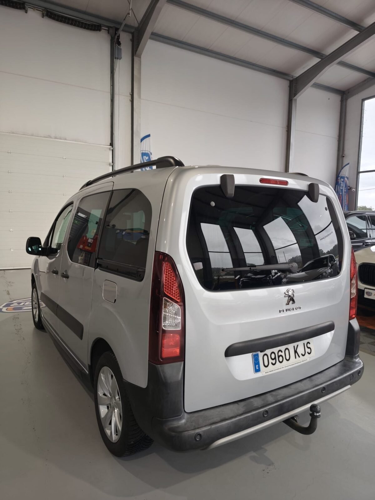 PEUGEOT partner TEPEE Outdoor 1.6 BlueHDi 120
