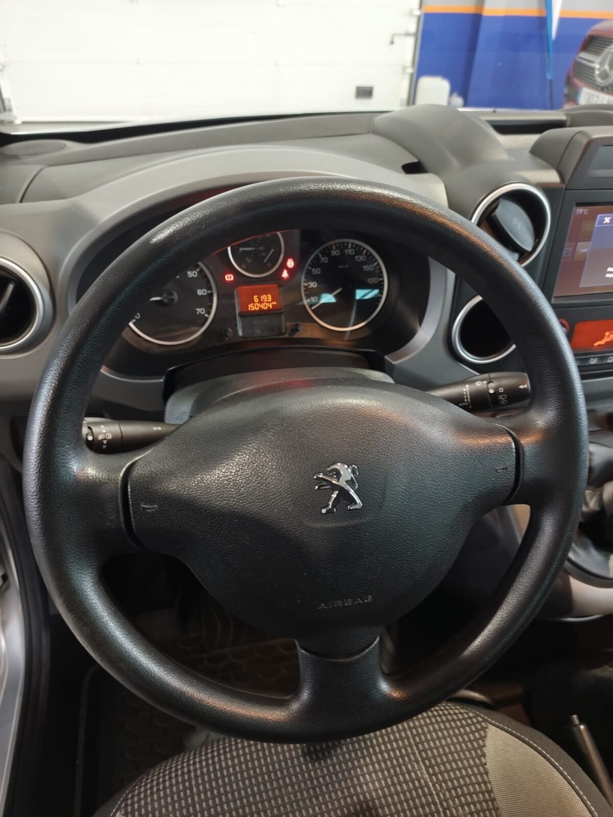 PEUGEOT partner TEPEE Outdoor 1.6 BlueHDi 120
