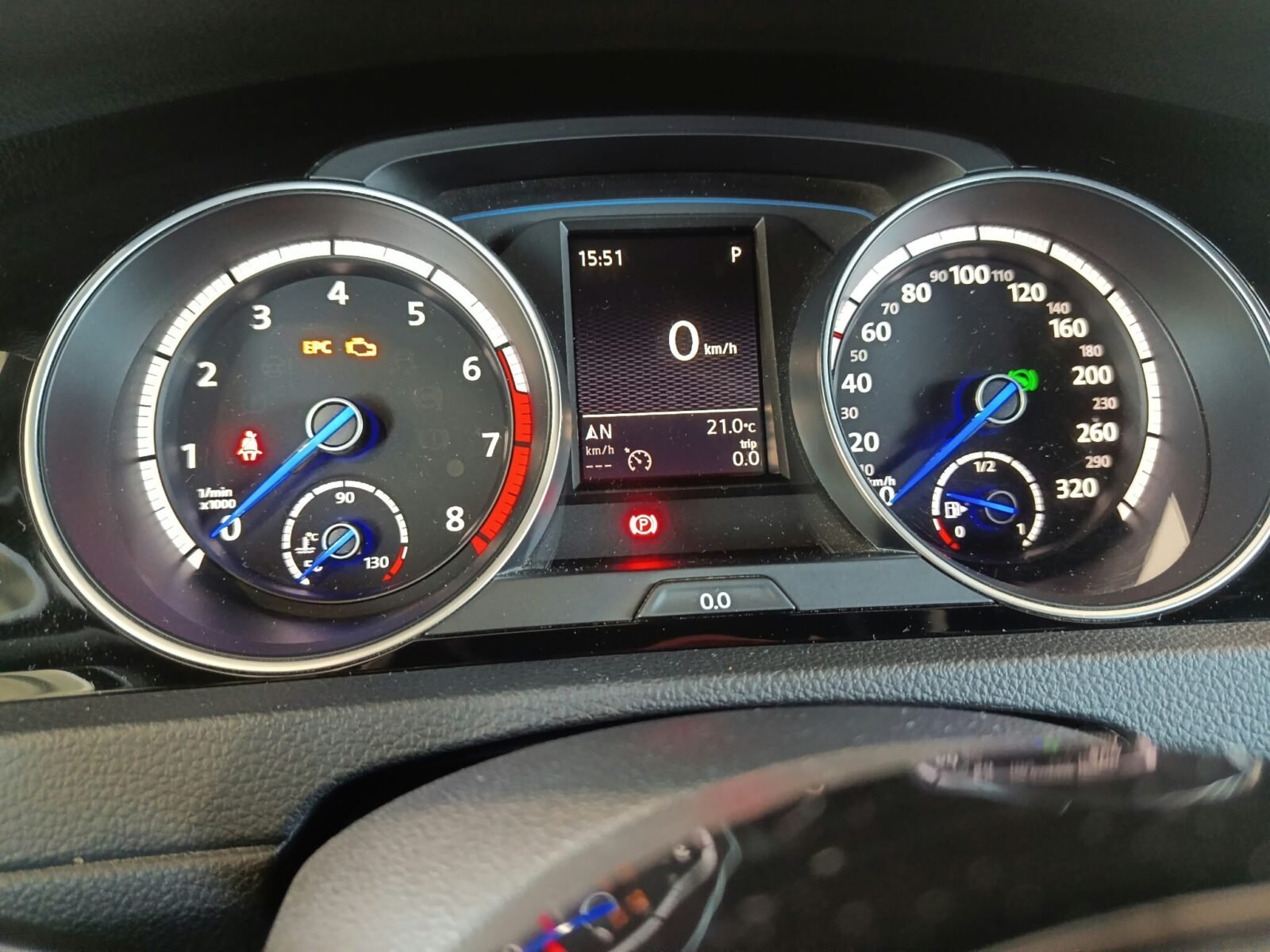 VOLKSWAGEN Golf R 2.0 TSI 4Motion DSG
