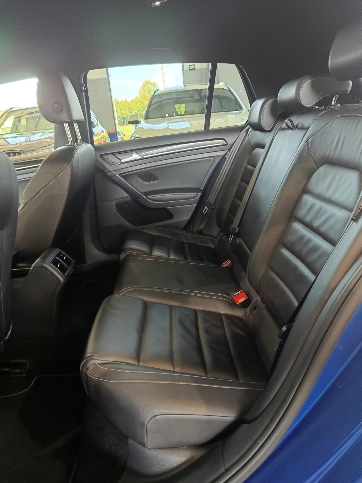 VOLKSWAGEN Golf R 2.0 TSI 4Motion DSG