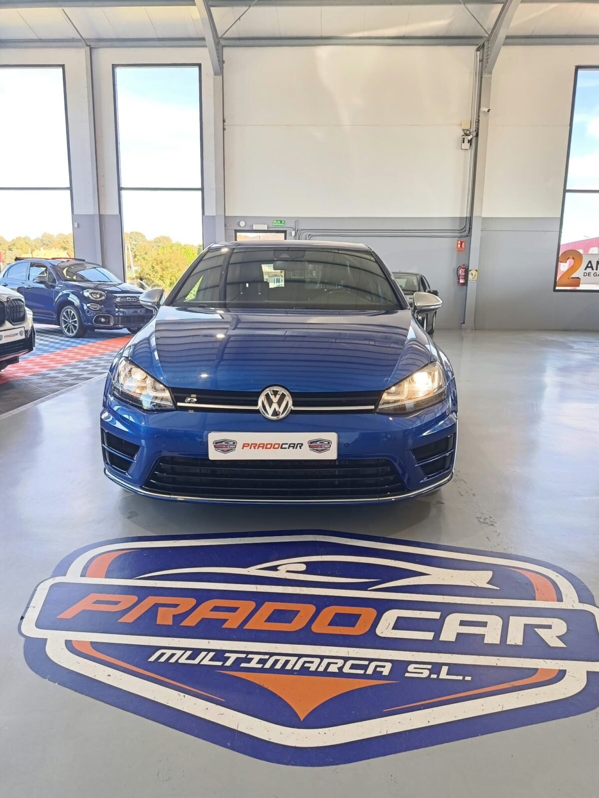 VOLKSWAGEN Golf R 2.0 TSI 4Motion DSG