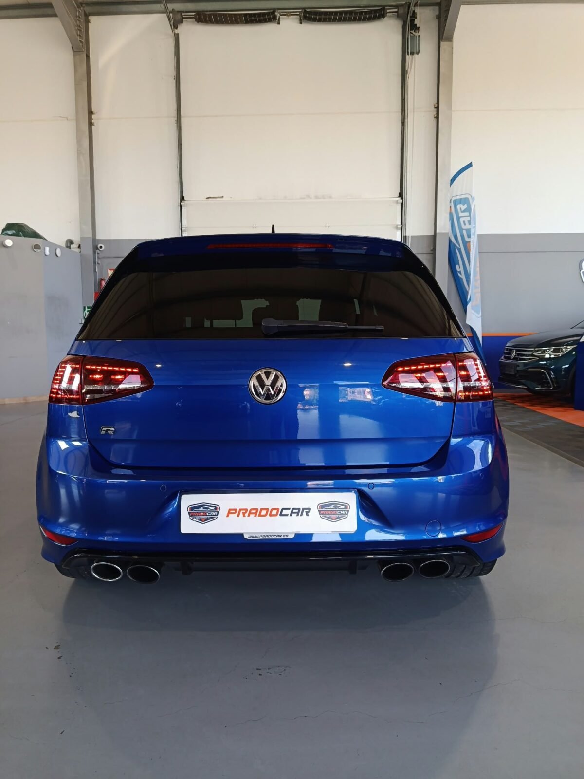 VOLKSWAGEN Golf R 2.0 TSI 4Motion DSG