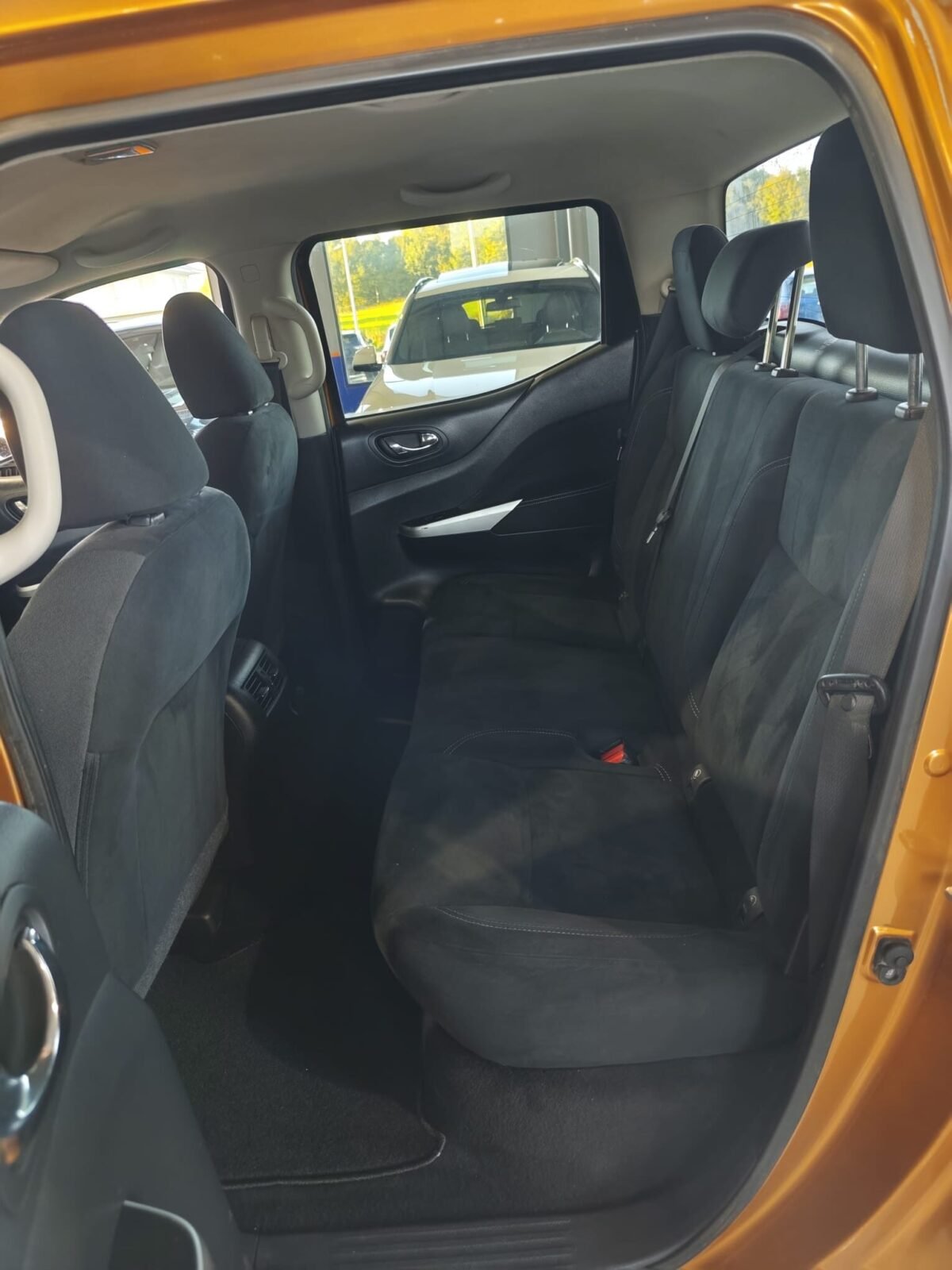 NISSAN Navara 2.3 dCi Tekna D.Cabina 4X4