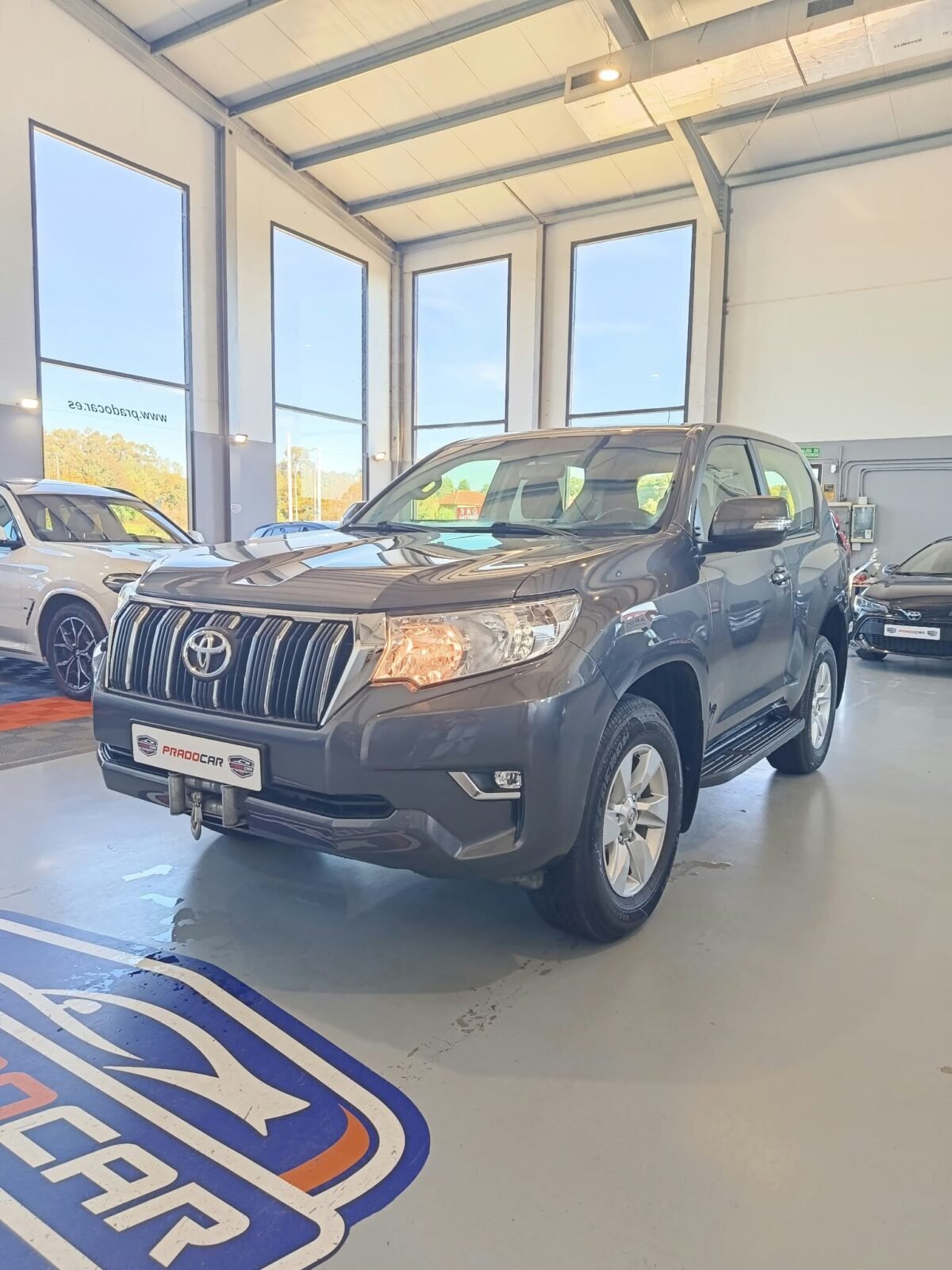 TOYOTA LAND CRUISER 2.8 D4D VX
