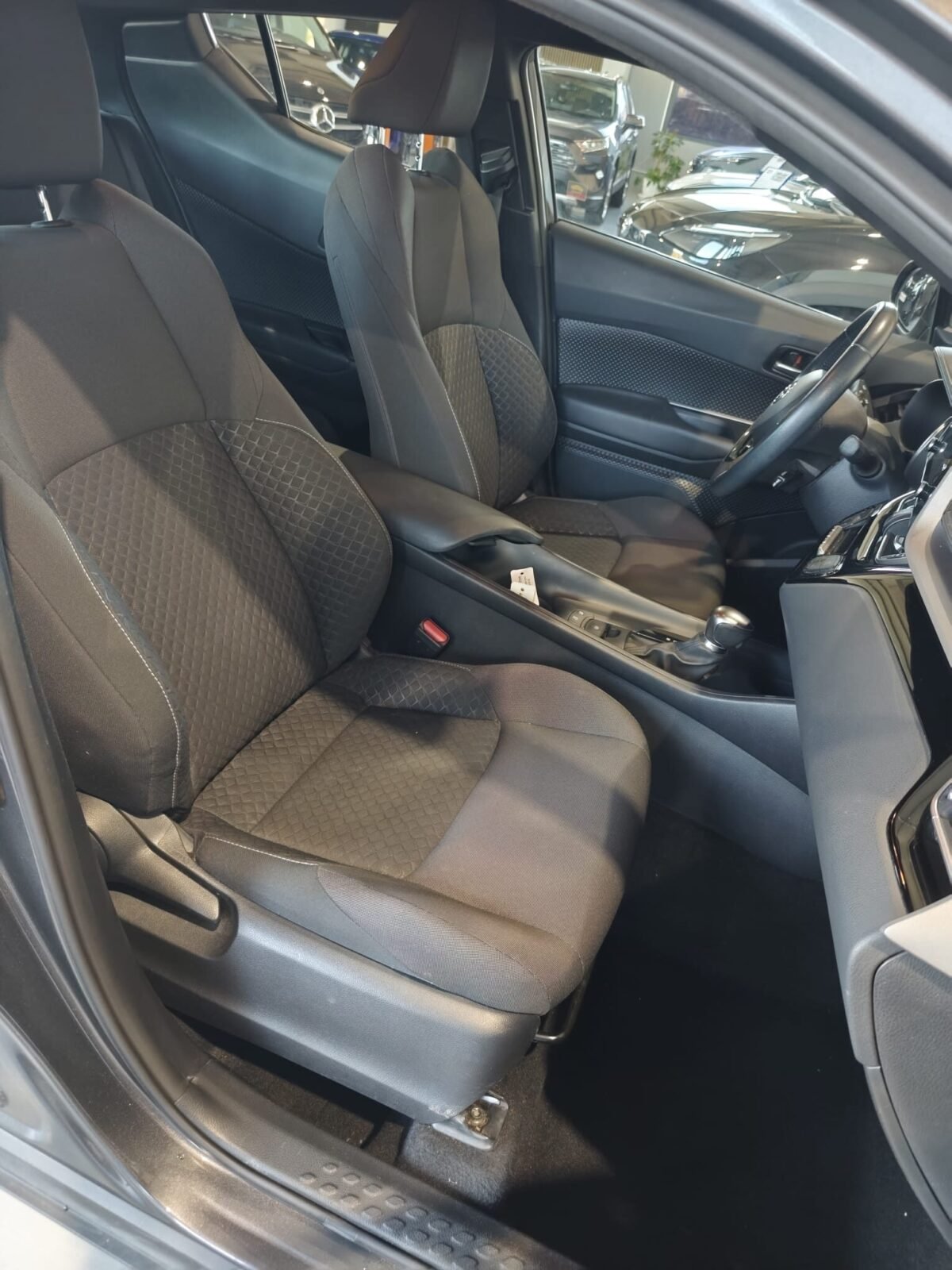 TOYOTA C-HR 1.8 125H Advance