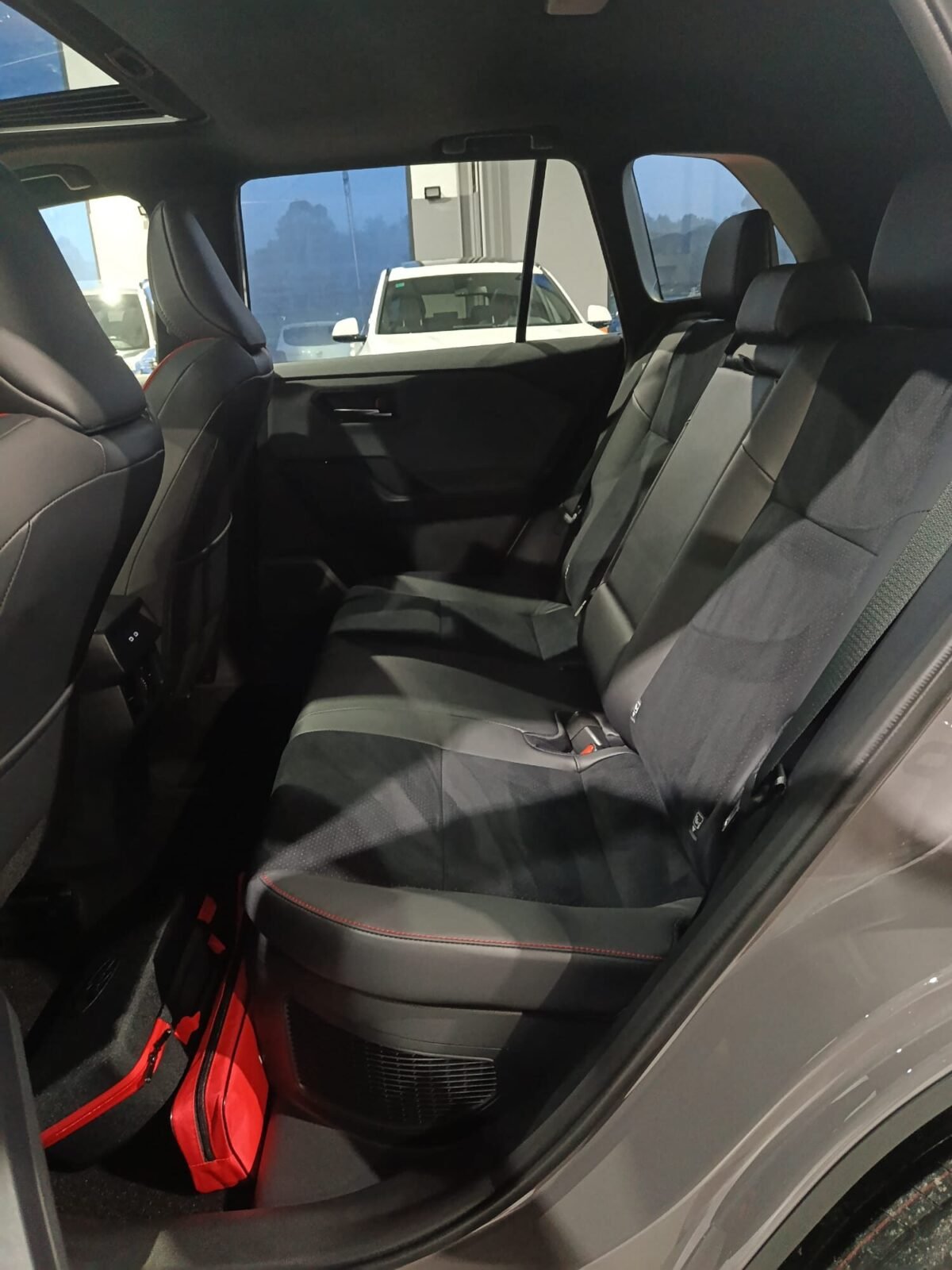 TOYOTA RAV4 220H eCVT 4x4 GR Sport Plus
