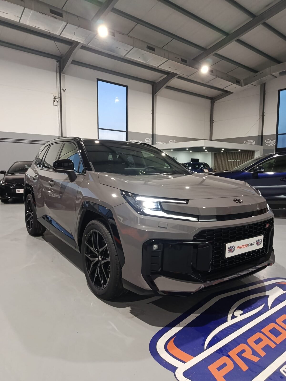 TOYOTA RAV4 220H eCVT 4x4 GR Sport Plus