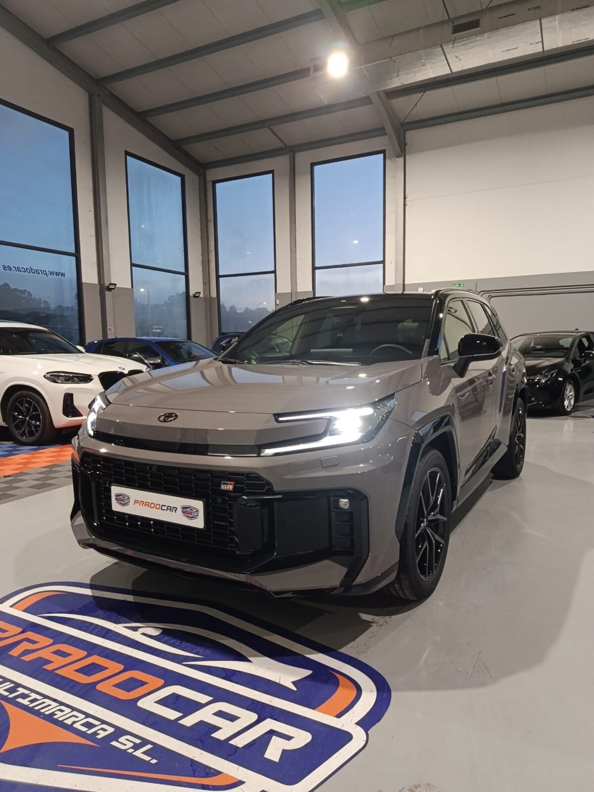 TOYOTA RAV4 220H eCVT 4x4 GR Sport Plus